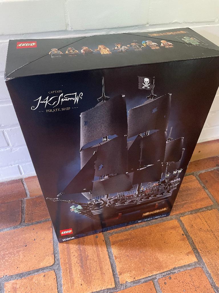 Lego Captain Jack Sparrow's Pirate Ship (10365), Ophalen, Nieuw, Icons, Complete set