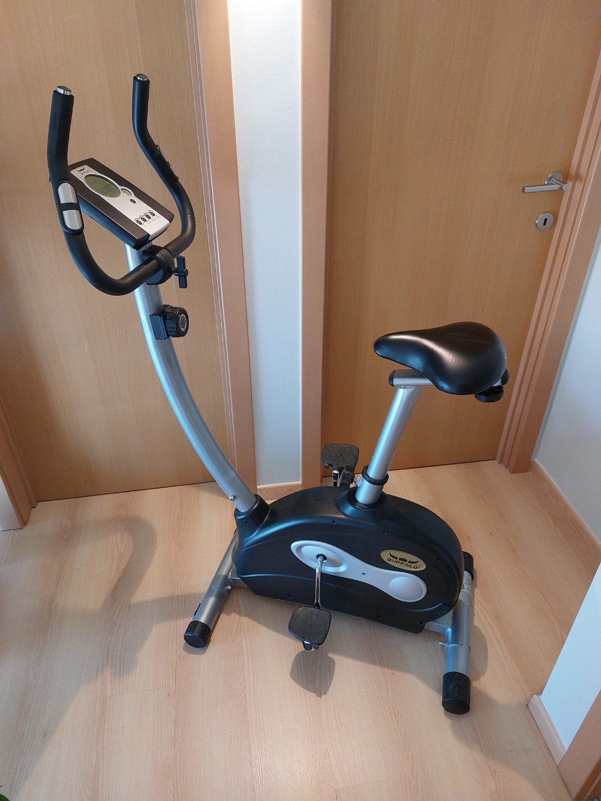 Hometrainer Buffalo Maryland SB77, Sport en Fitness, Ophalen, Benen, Zo goed als nieuw, Metaal