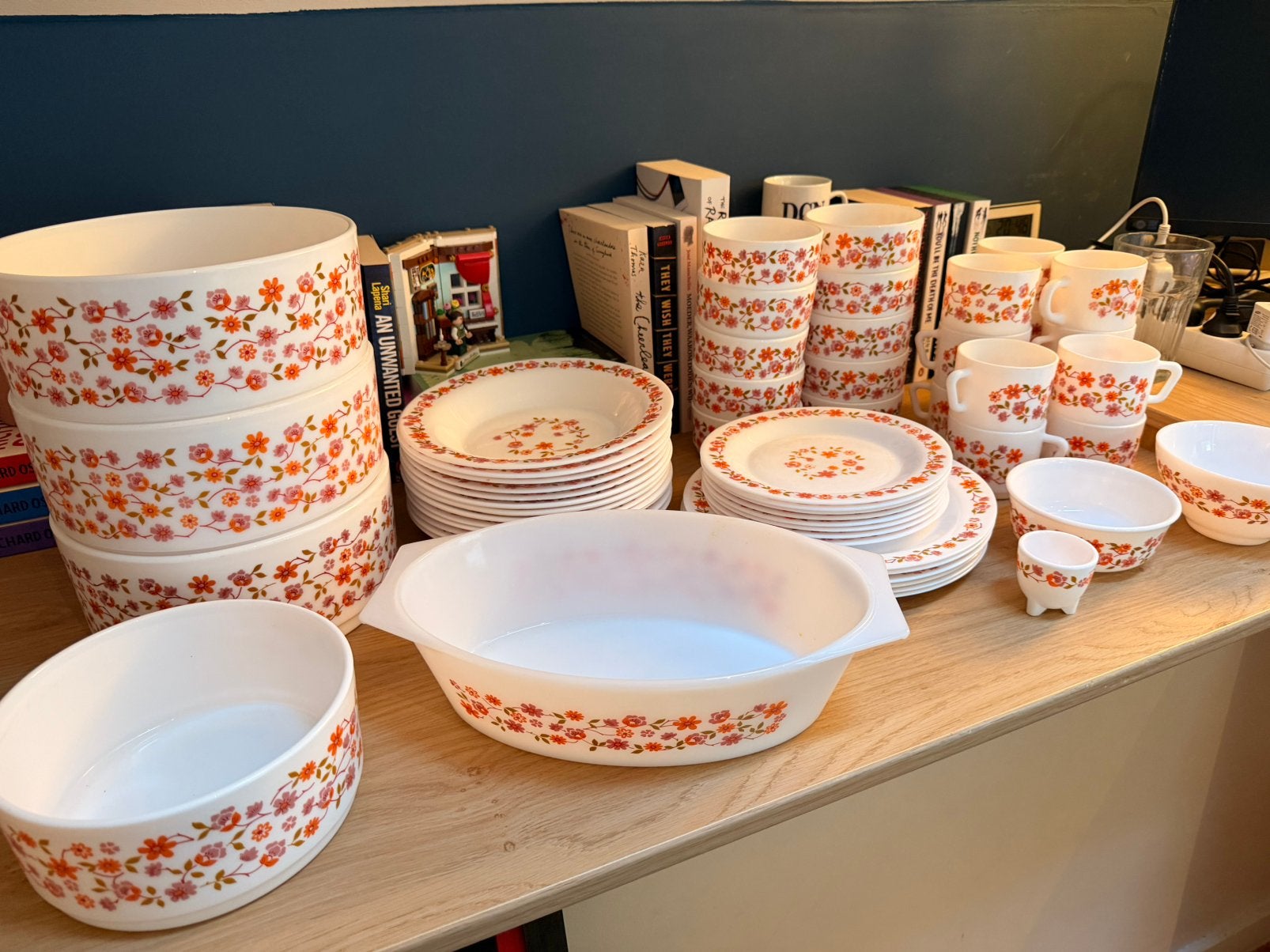 Retro servies, Ophalen