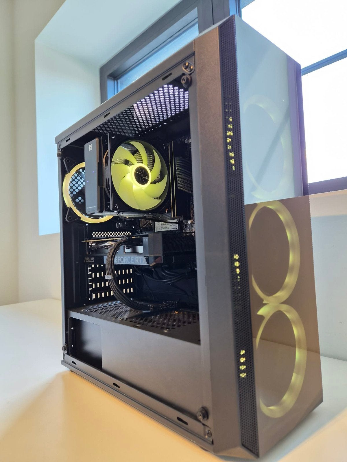 Gaming PC–Ryzen 7 5700X|RTX 4060 8GB|32GB RAM|1TB|Win11 pro, Ophalen, Zo goed als nieuw
