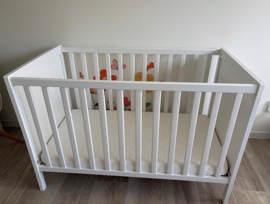 Babybed, Kinderen en Baby's, Ophalen, Zo goed als nieuw, Ledikant