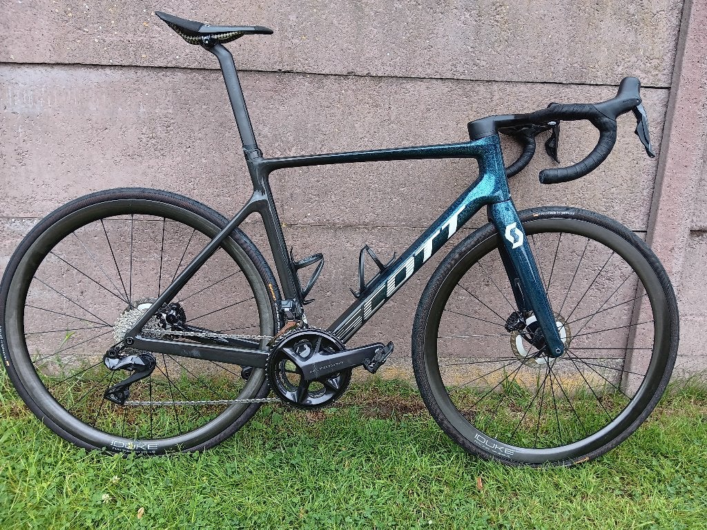 Scott Addict rc Pro Large (56), Fietsen en Brommers, Fietsen | Racefietsen, Ophalen, Gebruikt
