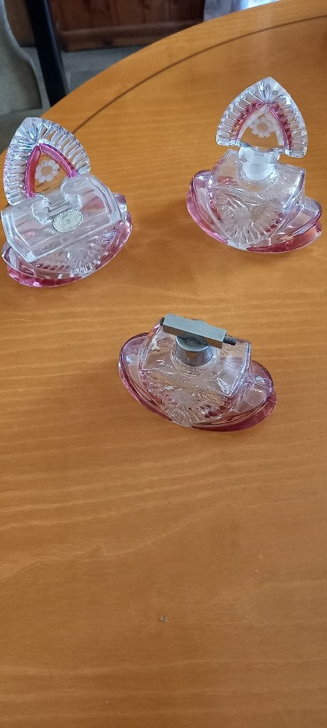 Ensemble de toilette en cristal, Enlèvement