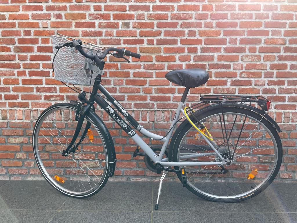 Damesfiets, Fietsen en Brommers, Ophalen, Gebruikt