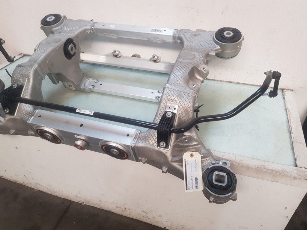 SUBFRAME BMW i7 (01-2022/-) (|33306889433|), Gebruikt, BMW