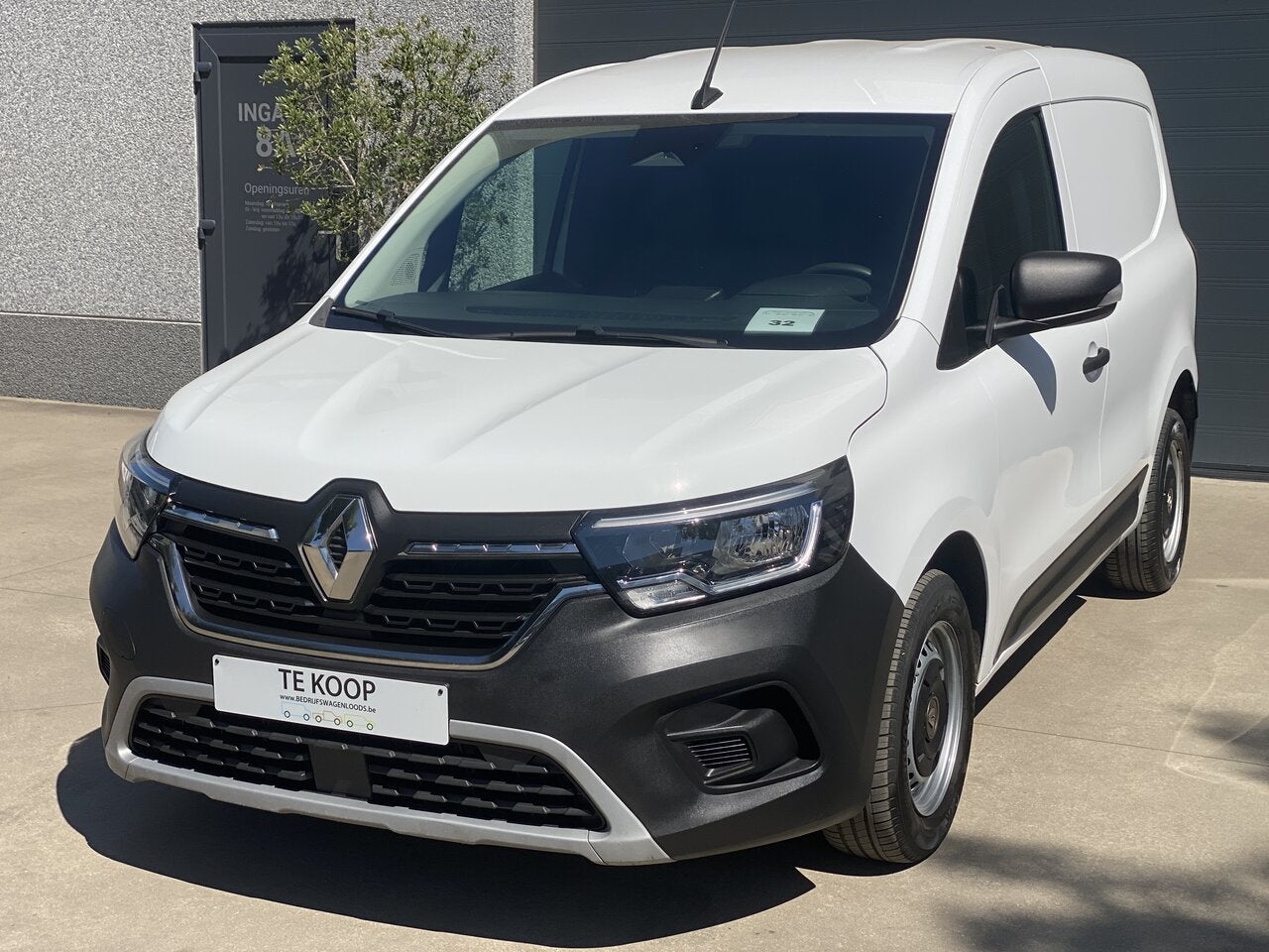 Renault Kangoo L1- 3 zitpl.-airco-mooi!-11700€+BTW, Auto's, Bestelwagens en Lichte vracht, Parkeersensor, Wit, Bedrijf, 5 deurs