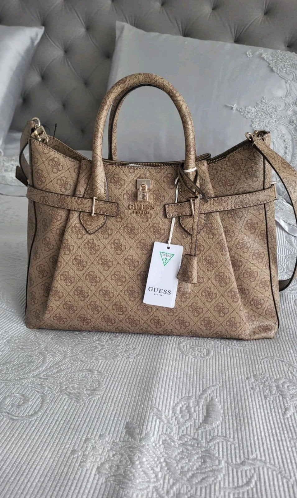 Sac Guess neuf, Bijoux, Sacs & Beauté