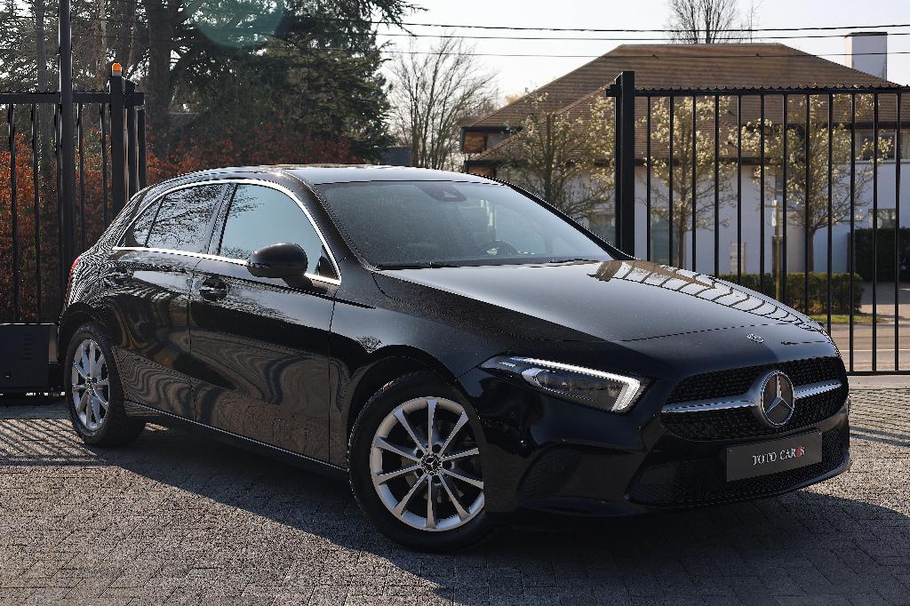 Mercedes-Benz A 180 i Automaat | 12/2018, Auto's, Automaat, Zwart, Zwart, Leder