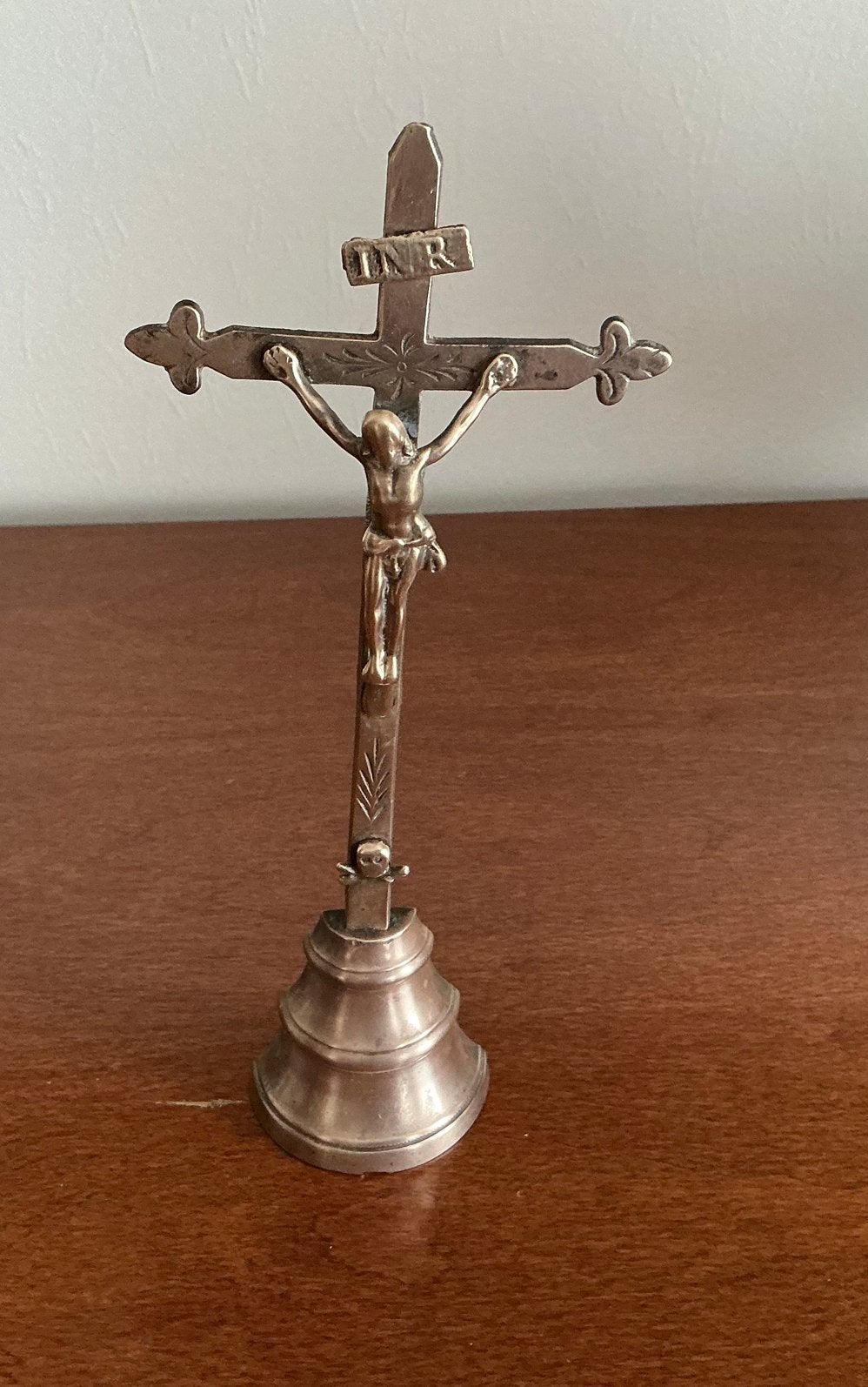 Staand koperen kruis, Collections, Enlèvement ou Envoi, Utilisé, Image, Christianisme | Catholique