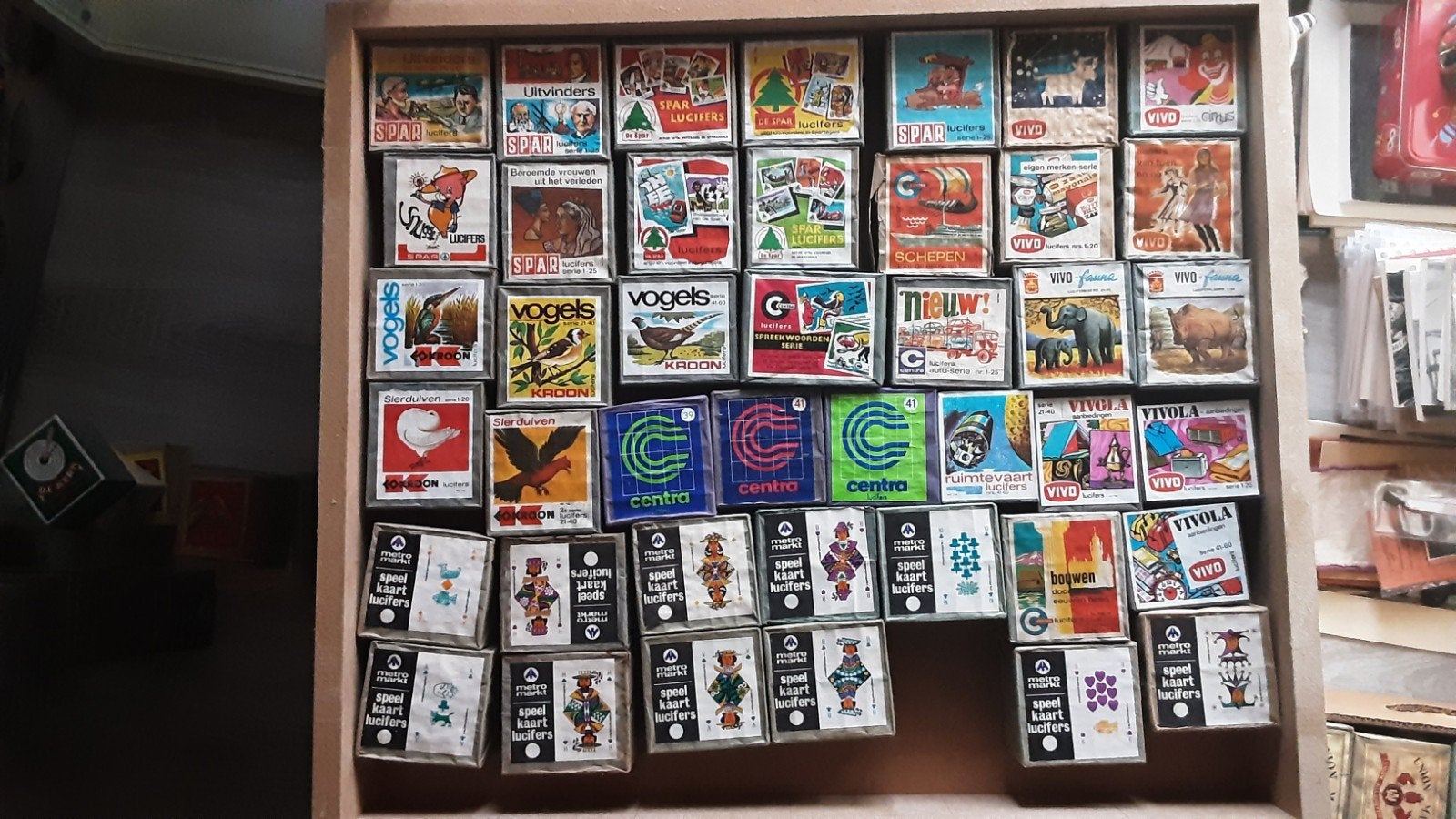 450 boîtes d'allumettes, Collections, Enlèvement