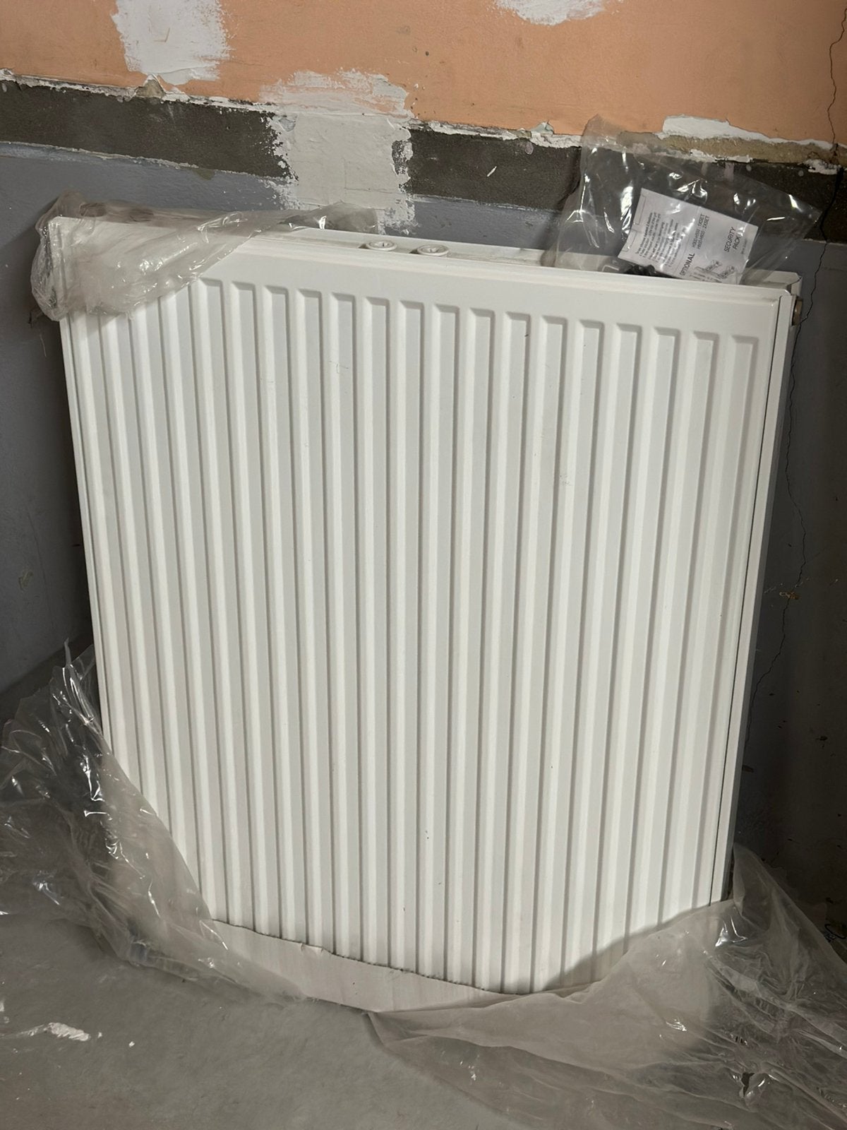 Radiator 1261W 900 x 700, Bricolage & Construction, Chauffage & Radiateurs, Neuf, Radiateur, 800 watts ou plus, 80 cm ou plus