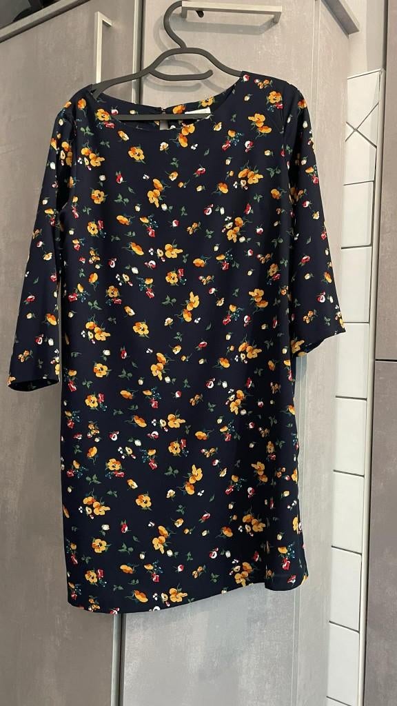 ROBE bleue. jaune  fleurs LILI&LALA M, Vêtements | Femmes, Neuf, Enlèvement ou Envoi, Bleu, Lili&lala