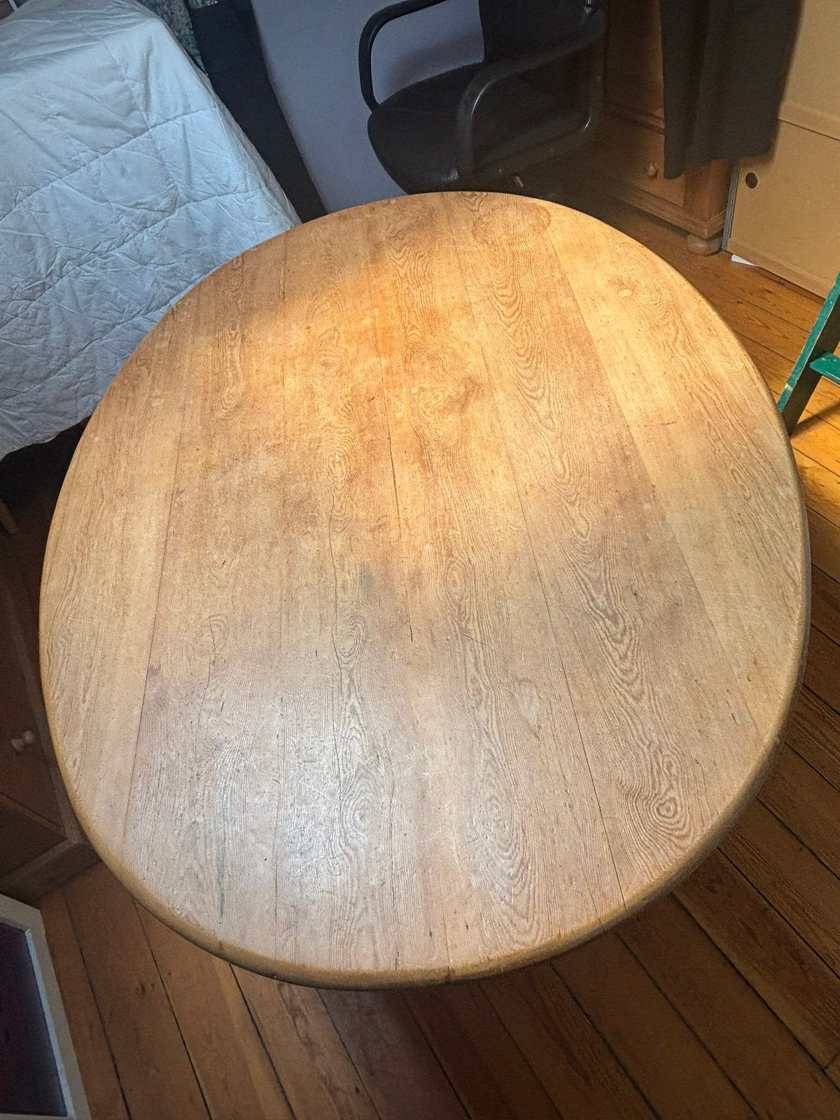 Table ovale en bois massif, pin, Maison & Meubles, Tables | Tables à manger, Utilisé, 50 à 100 cm, 100 à 150 cm, Quatre personnes