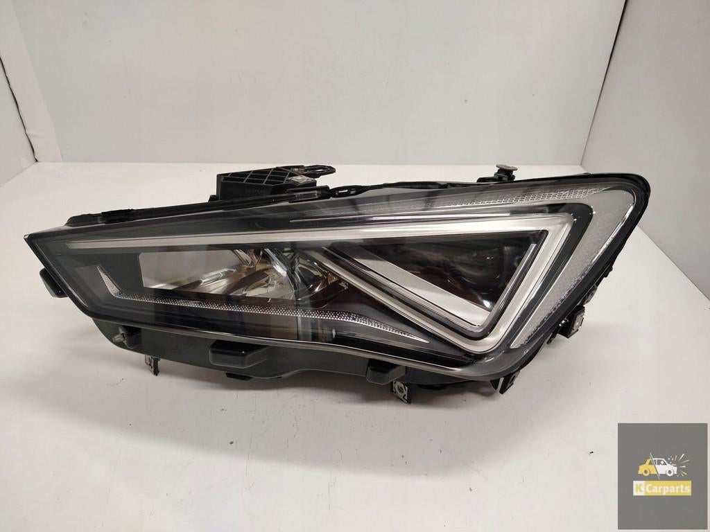 5FB.941.007.G, Liens de feux LED complets pour Seat Leon IV, Autovia A-2, Km 585 585
08760  Martorell, ES, SEAT S.A., Utilisé