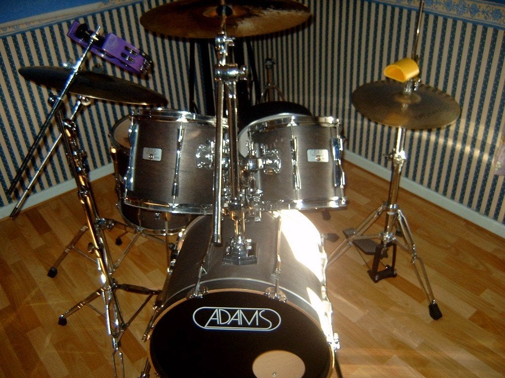 Adams 3000  met bekkens, Muziek en Instrumenten, Ophalen, Zo goed als nieuw