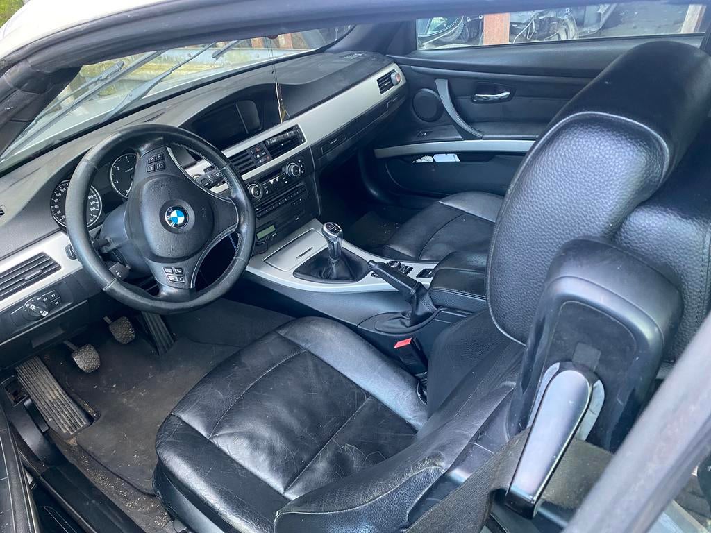 Bmw 320d cabrio, Auto's, BMW, Euro 5, Achterwielaandrijving, Zwart, Cabriolet