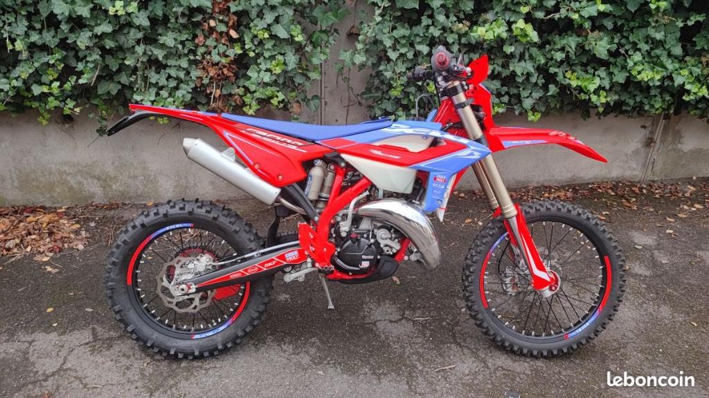 beta 125 rr racing état neuf, Motoren, Ophalen, 1 cilinder