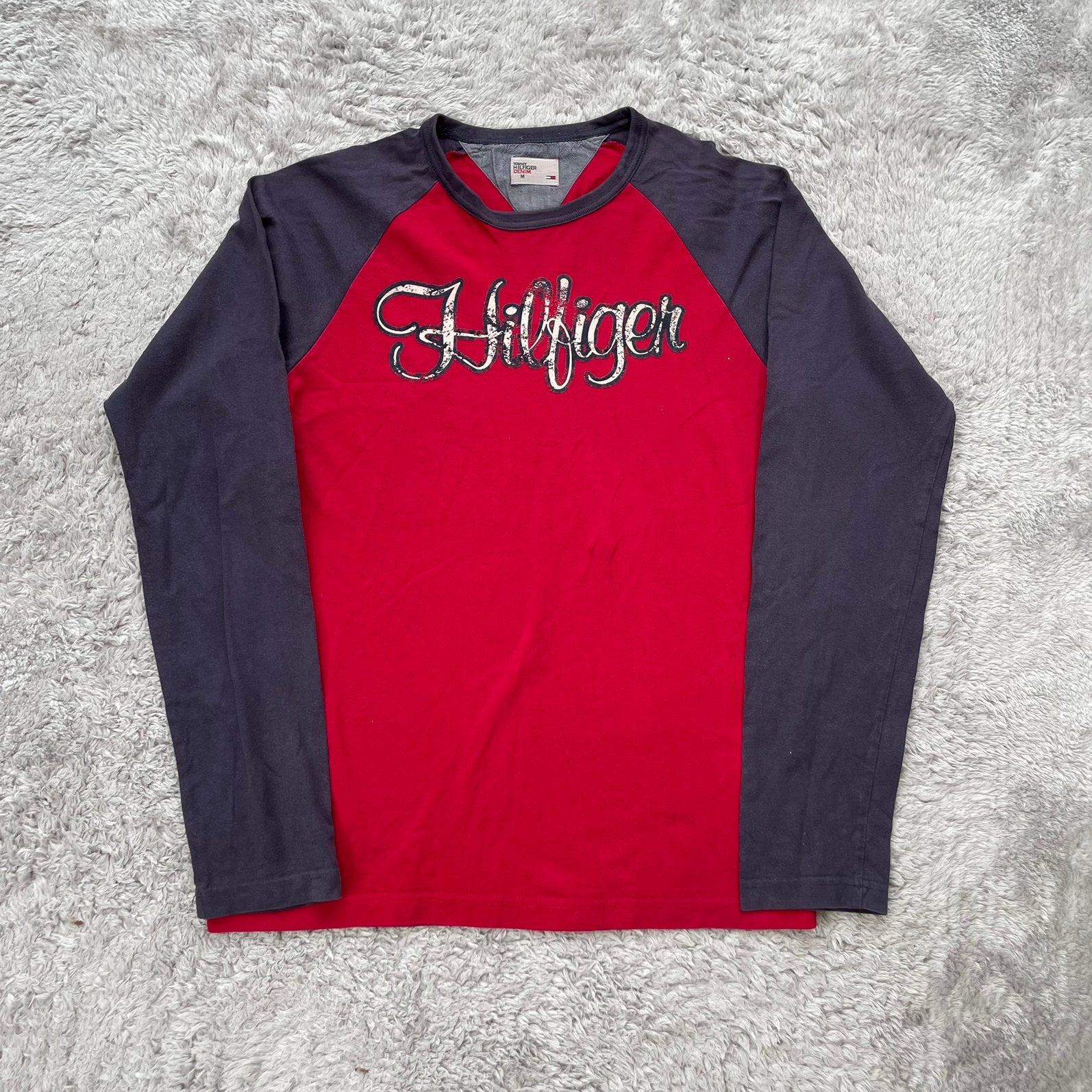 T-shirt raglan à manches longues en jean Tommy Hilfiger, Enfants & Bébés, Vêtements enfant | Taille 164, Enlèvement ou Envoi, Comme neuf