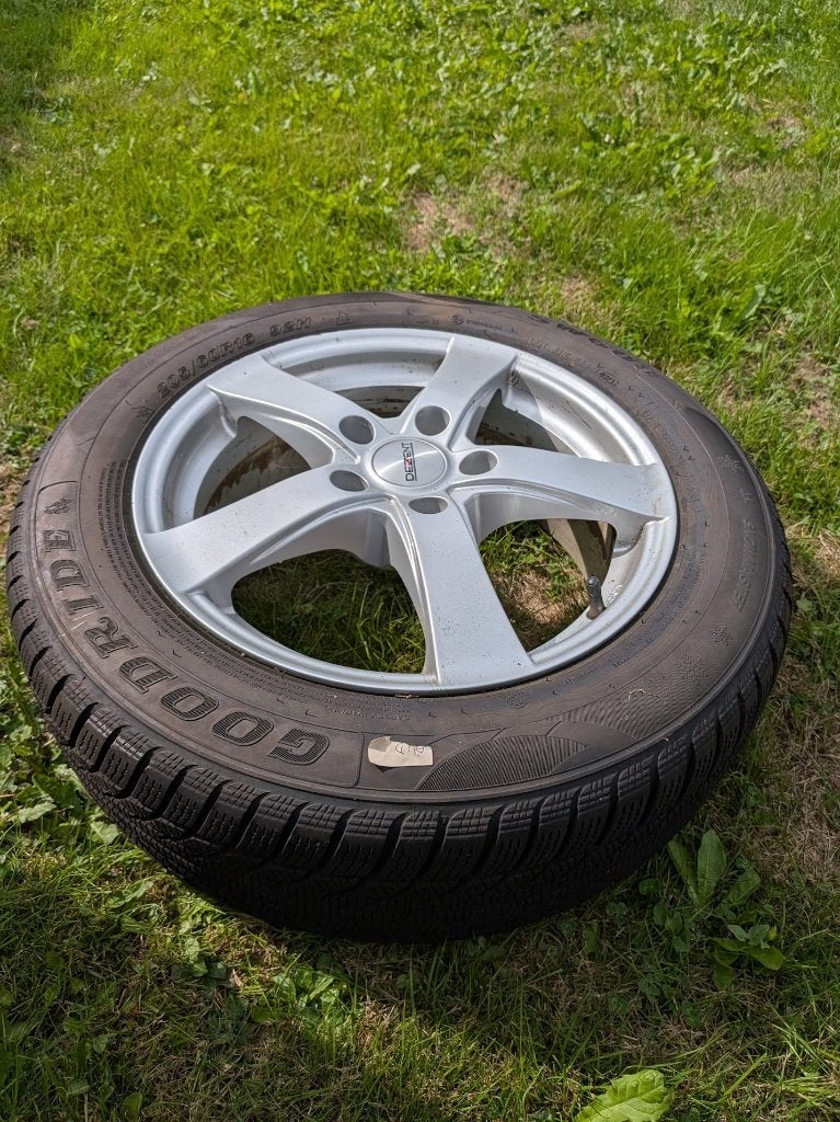 4 Jantes Alu Dezent 16" 5x114.3 + Pneus Hiver 205/60 R16, Pneus hiver, 16 pouces, Véhicule de tourisme, 205 mm