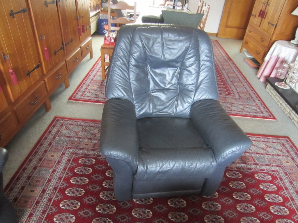 leren salon, Huis en Inrichting, Ophalen, Zo goed als nieuw, Rechte bank, Leer