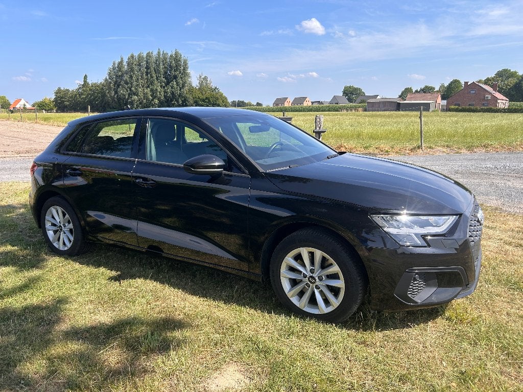 AUDI A3 30 TFSI * NIEUW MODEL * GARANTIE * APP- CONNECT *, Autos, Audi, Achat, Commande vocale, Euro 6, Entreprise