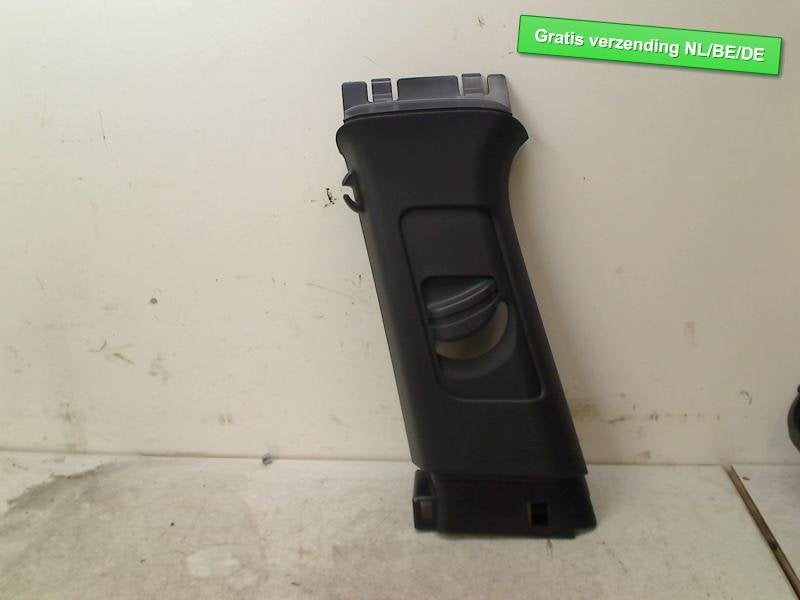 B GARNITURE DE PILIER GAUCHE Polo V (6R) (6R3867243), Volkswagen, Volkswagen AG, Utilisé, Kundenbetreuung@volkswagen.de