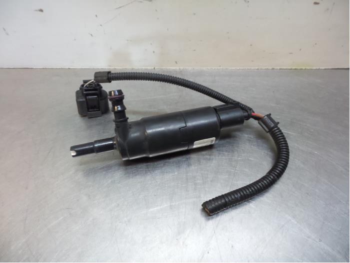 Pomp koplampsproeier van een Volkswagen Golf (Golf 97-), Auto-onderdelen, Verlichting, Volkswagen, Gebruikt, 3 maanden garantie