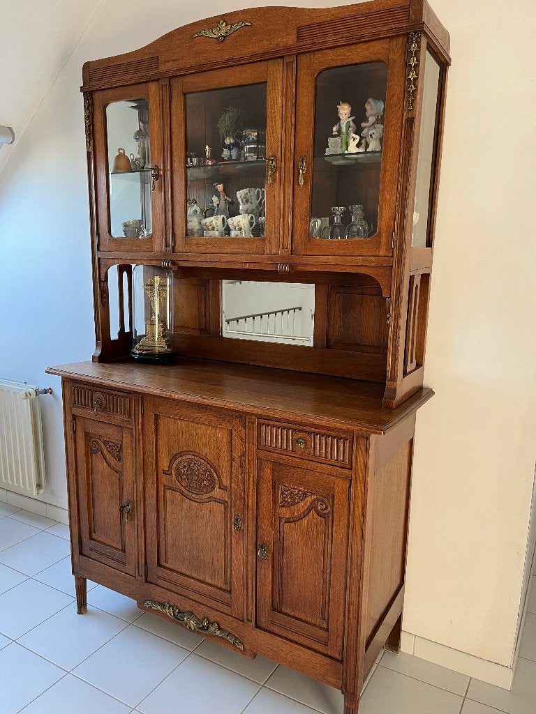 Antieke kast, Ophalen