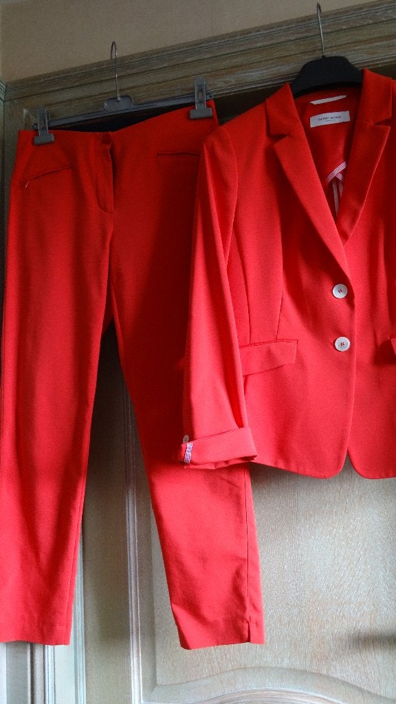 MANTELPAKJE GERRY WEBER NIEUW, Kleding | Dames, Jasjes, Kostuums en Pakken, Nieuw, Kostuum of Pak, Maat 38/40 (M), Oranje, Ophalen of Verzenden