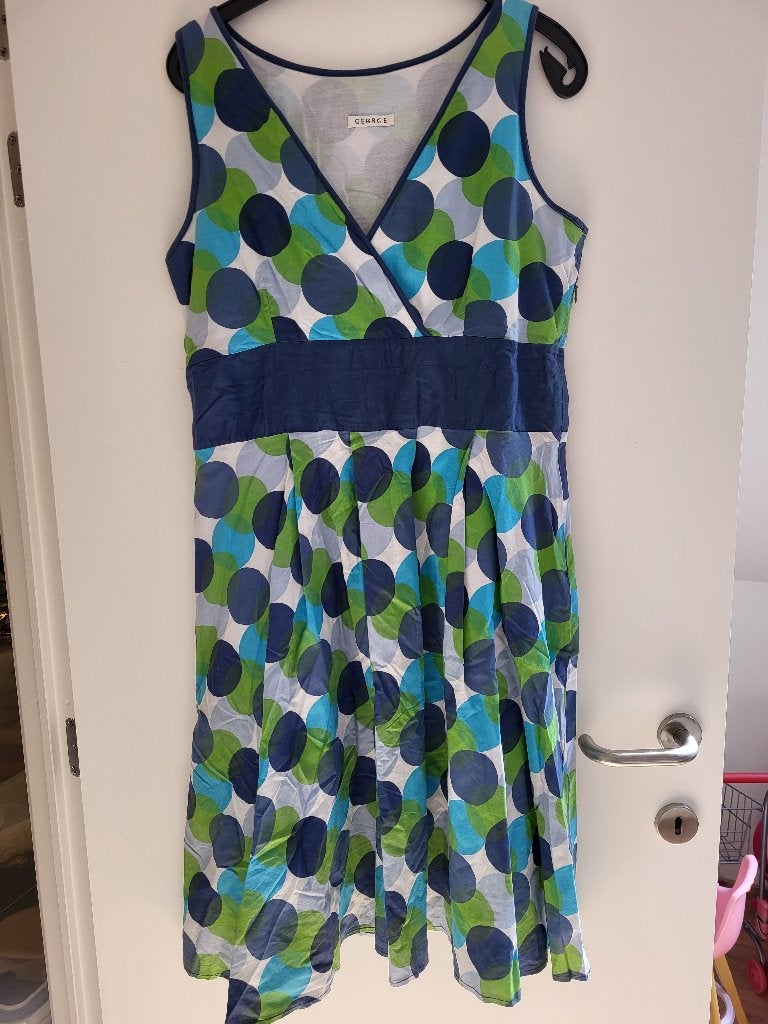 Jurk George maat 42, Kleding | Dames, Jurken, Meerkleurig, Ophalen of Verzenden, Knielengte, Gedragen