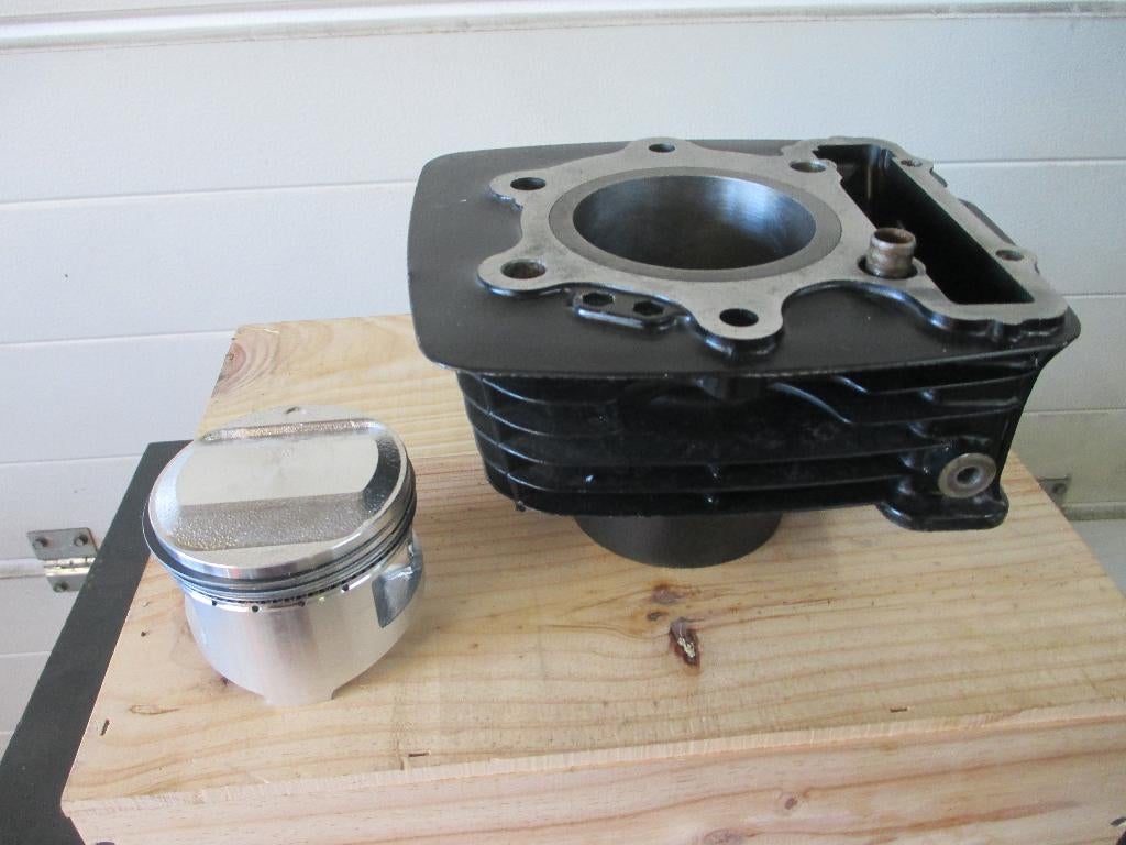 Cilinder en zuiger Honda XR 250 XL 250, Motoren, Ophalen of Verzenden, Gereviseerd