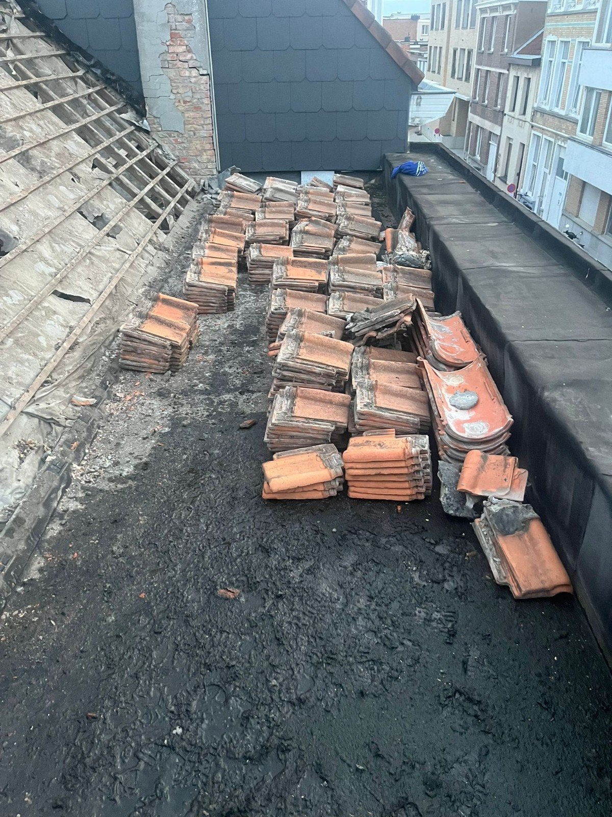 gratis dakpannen, Doe-het-zelf en Bouw, Dakpannen en Dakbedekking, Ophalen, Dakpannen