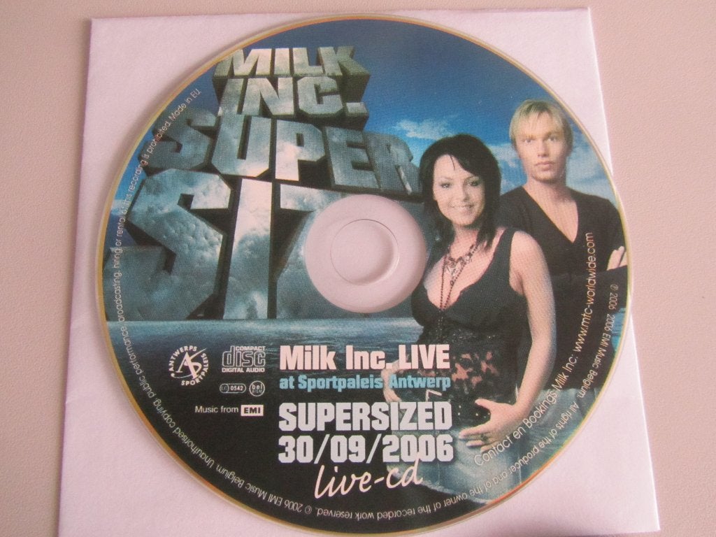 CD MILK INC. "SUPERSIZED LIVE AT SPORTPALEIS" (14 tracks), CD & DVD, CD | Dance & House, Enlèvement ou Envoi, Album live, Dance