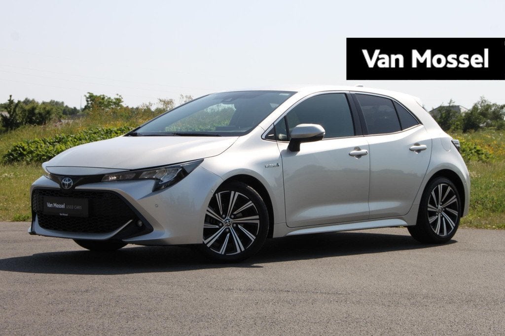 Toyota Corolla 1.8 Hybrid Style Plus e-CVT, Gebruikt, 4 cilinders, 110 g/km, Corolla