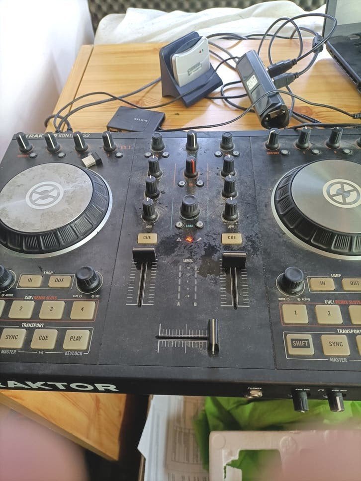DJ controller, Muziek en Instrumenten, Dj-sets en Draaitafels, Ophalen, Zo goed als nieuw, Dj-set, Overige merken