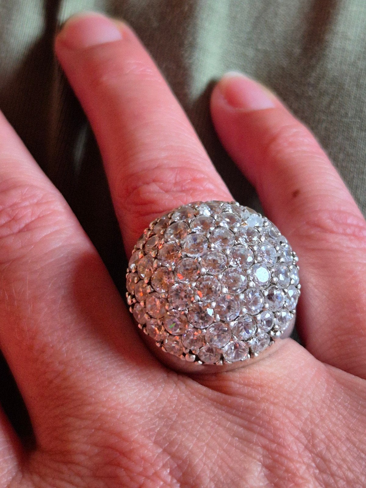 Grande bague tendance avec zircones, Enlèvement ou Envoi, Comme neuf, Argent