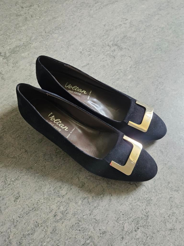 Voltan suède pumps nieuw 38, Ophalen of Verzenden, Pumps