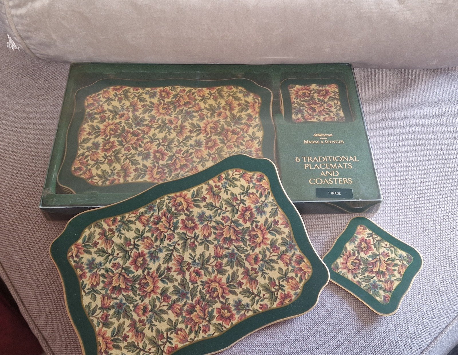 Vintage placemats, Nieuw, Ophalen of Verzenden, Overige materialen, Groen