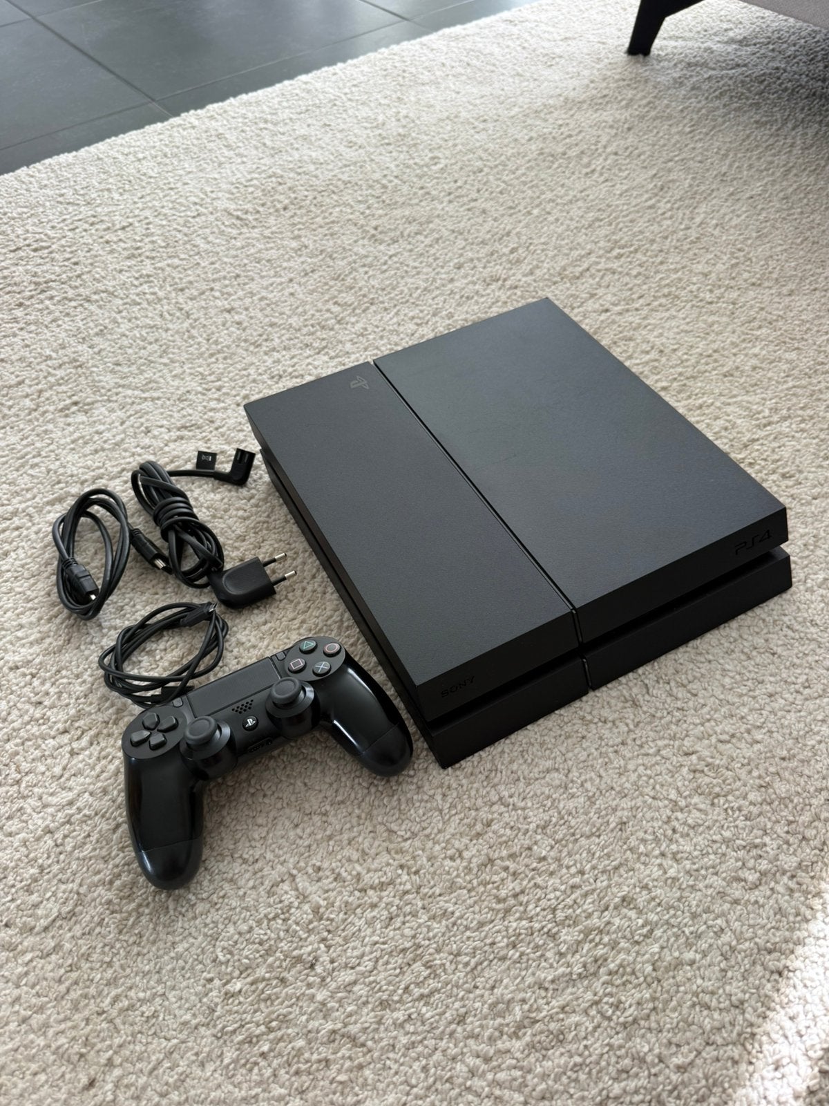 Ps4 fat 1TB ver 11.52, Games en Spelcomputers, Spelcomputers | Sony PlayStation 4, Ophalen of Verzenden, Zo goed als nieuw