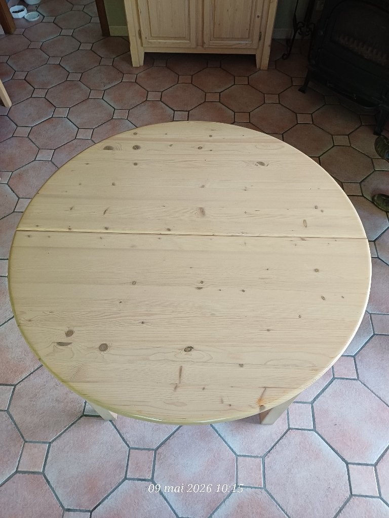 Table en bois ronde et ovale diamètre 111 cm + allonge 40 cm, Enlèvement, Comme neuf, Rond, Pin