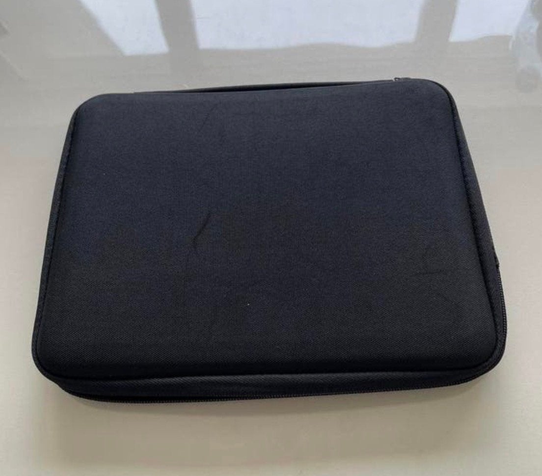 Stevige Hardcase Etui voor E-Reader 25 cm x 20 cm, Computers en Software, E-readers, Ophalen of Verzenden, Zo goed als nieuw