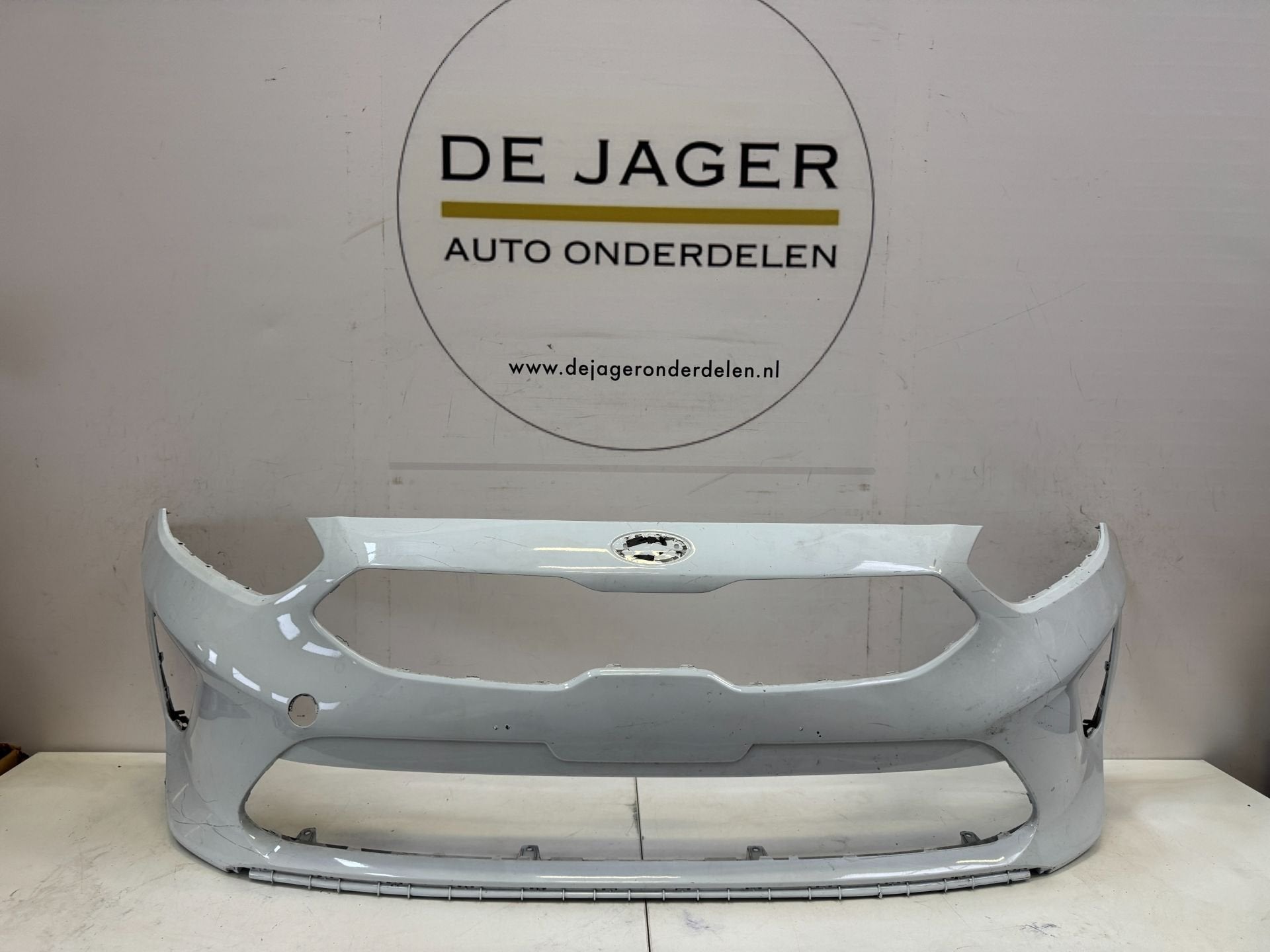 Pare-chocs avant d'origine pour Kia Ceed 2, Autos : Pièces & Accessoires, Kia, Heolleung-ro 12
06797  Seoul, Pare-chocs, Utilisé