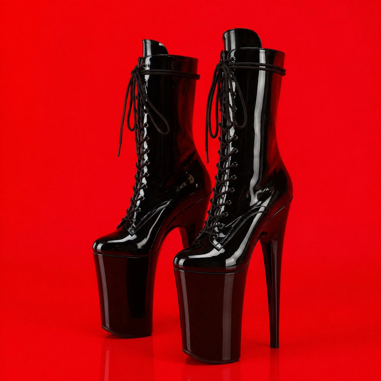 Bottes plateforme noires vernies talons extrêmes – Taille 42, Enlèvement, Noir