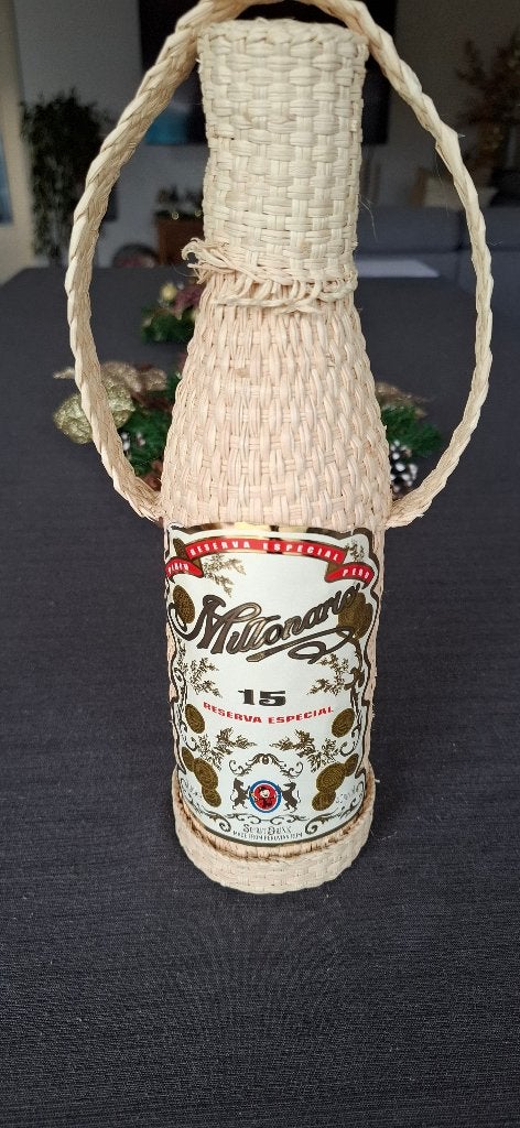 Millonario 15 Reserva Especial Rum, Enlèvement, Neuf, Pleine
