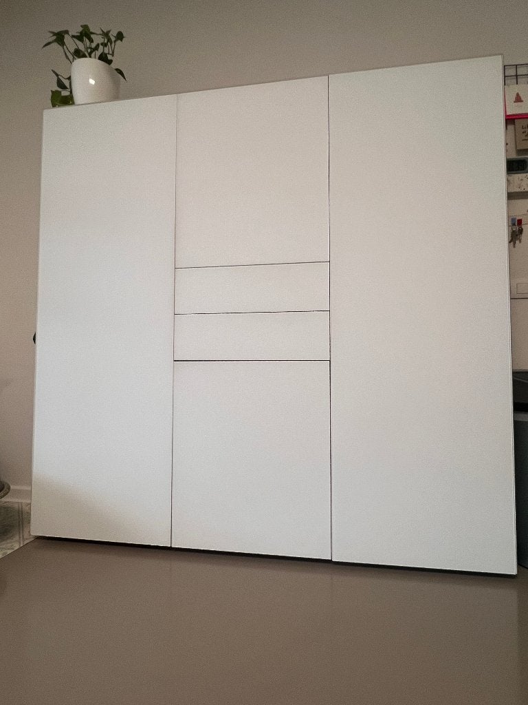 buffetkast volledig afgewerkt met mat glas, Modern minimalistisch, 25 à 50 cm, 150 à 200 cm, Comme neuf