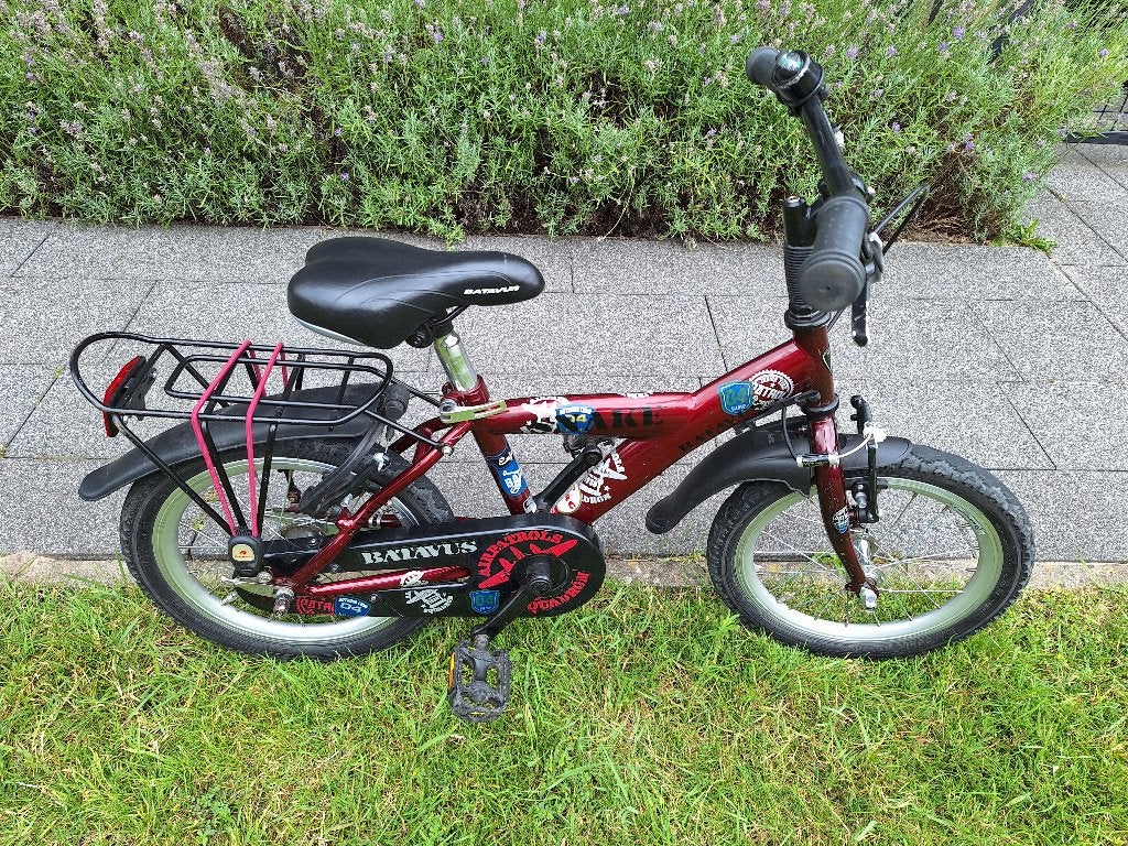 Stevige jongensfiets 16 inch Batavus, Fietsen en Brommers, Fietsen | Jongens, Ophalen, Terugtraprem, Gebruikt, Handrem