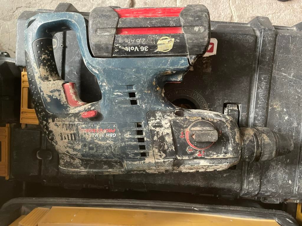 Bosch professional klopboormachine 36V, Bricolage & Construction, Outillage | Foreuses, Enlèvement, Comme neuf