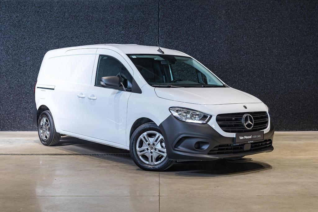 Mercedes-Benz Citan 113 L2 Base, Auto's, Voorwielaandrijving, 4 deurs, Stof, Gebruikt