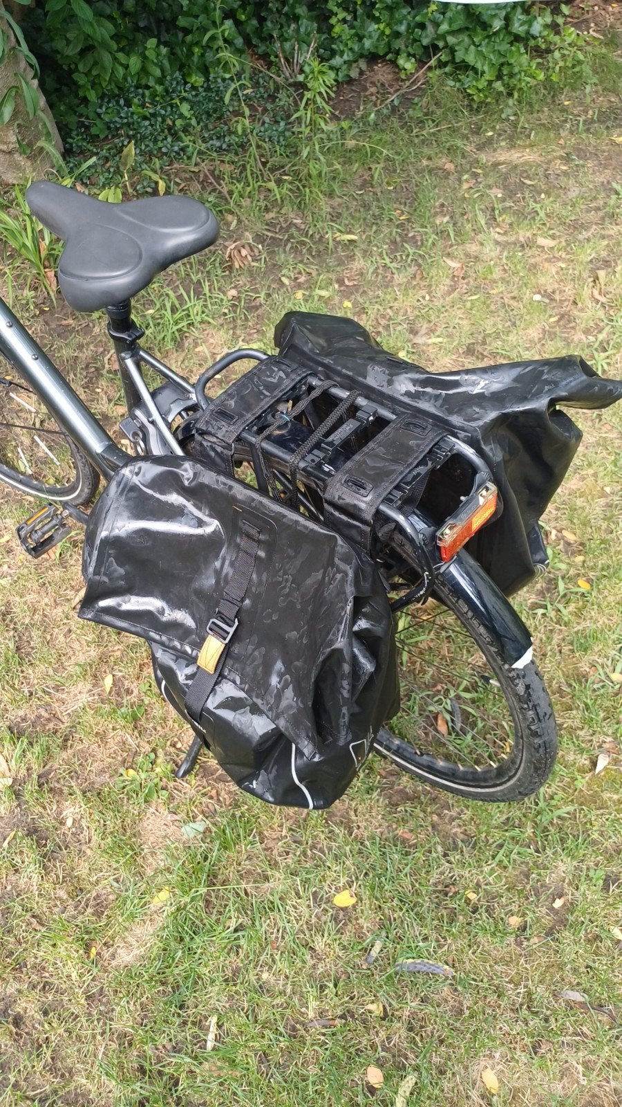 Fietszak basil, Ophalen
