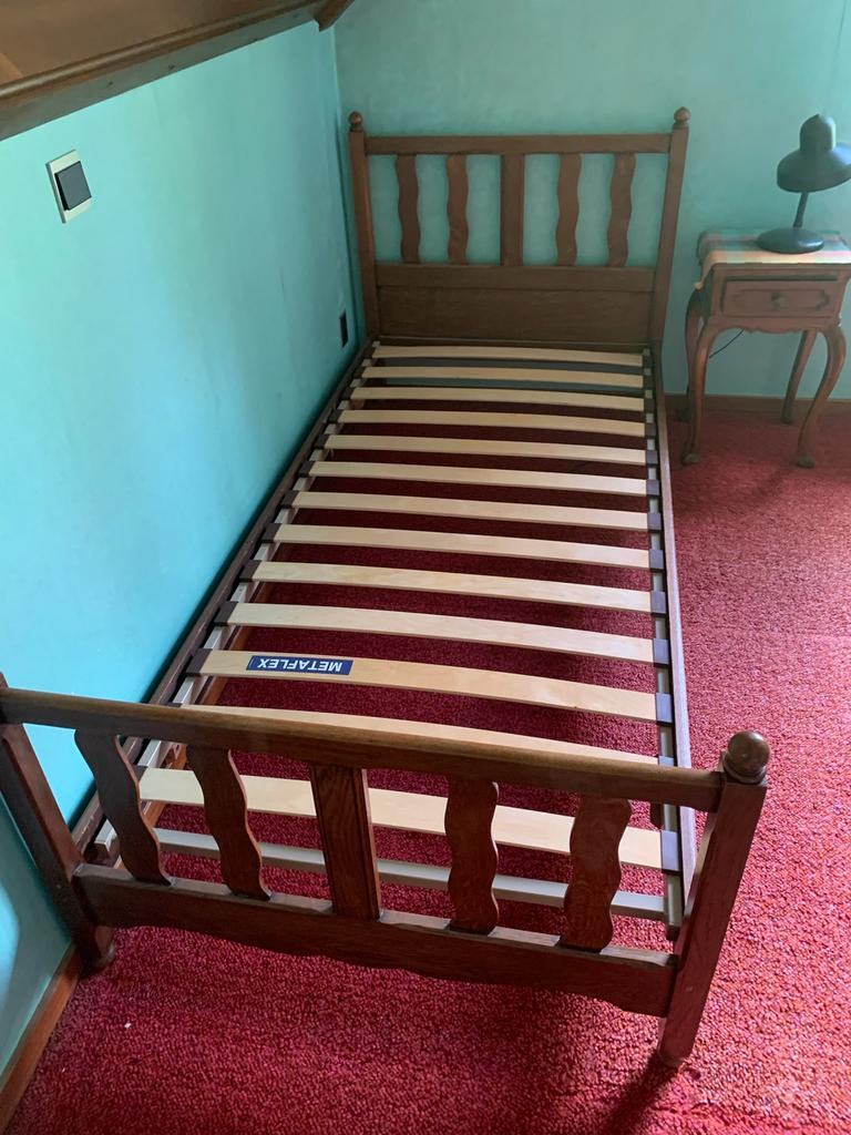 1 persoonsbed - houten, Ophalen, Gebruikt, Lattenbodem